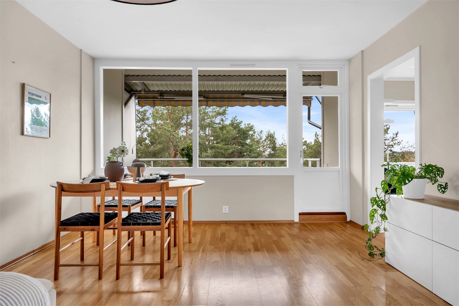 Velkommen til Rustadgrenda 15! 