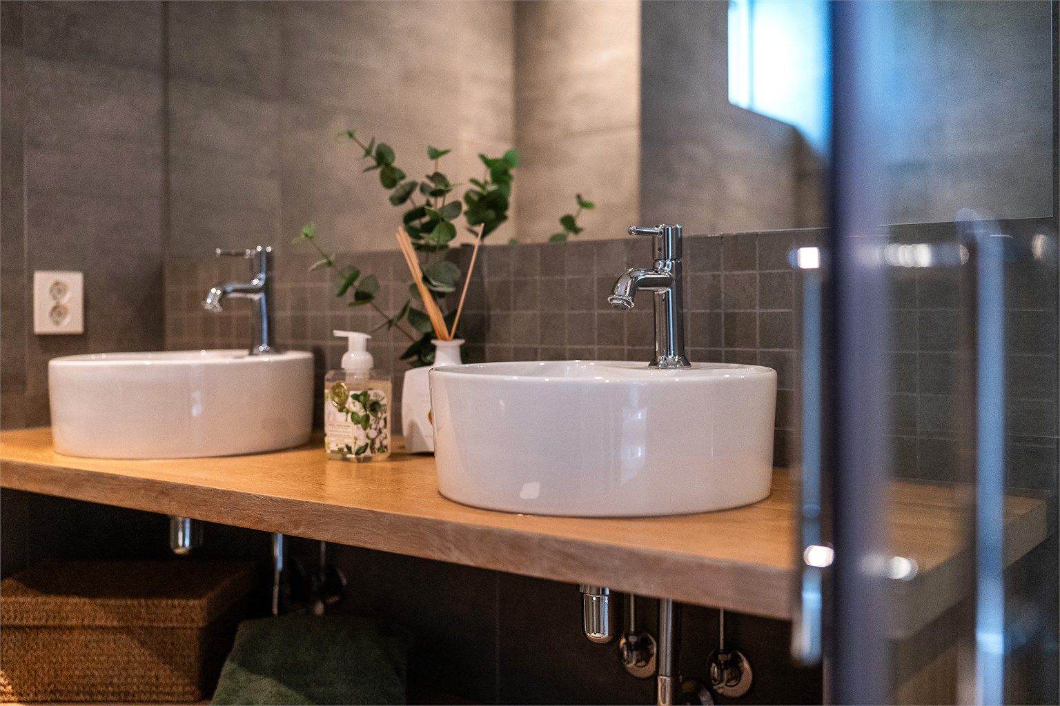 Detaljbilde fra badet i første etasje.