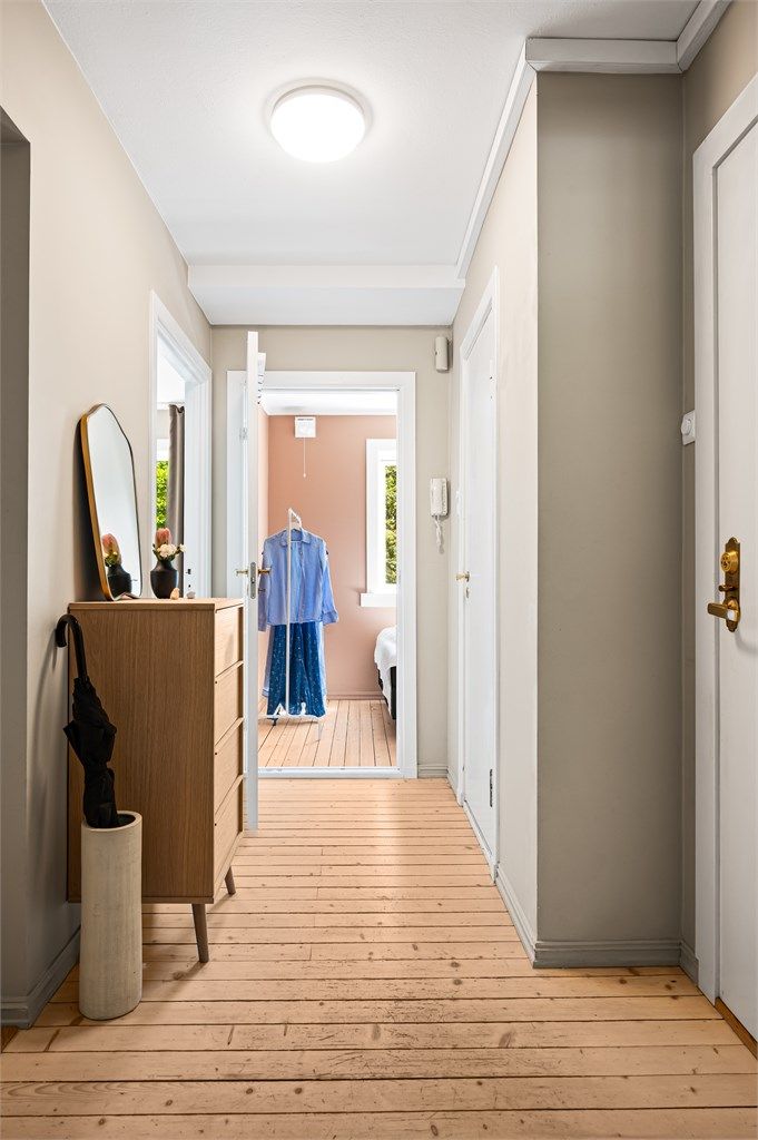 Lys og innbydende entré