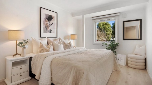 Det er tre gode soverom i etasjen