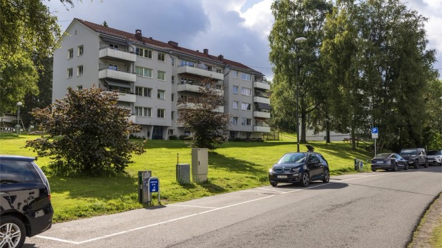Mulighet for lading av elbil på offentlige plasser i Selvbyggerveien