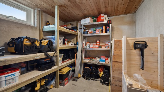 Bod 1 i kjeller - Bodene er etablert på borettslagets fellesareal