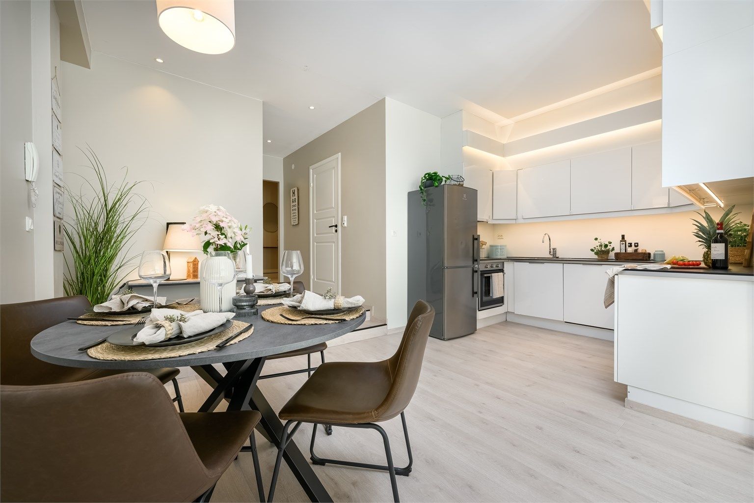 Torggata 1 presenteres av Kristoffer Mohn Kverneland/eiendomsmegler Krogsveen