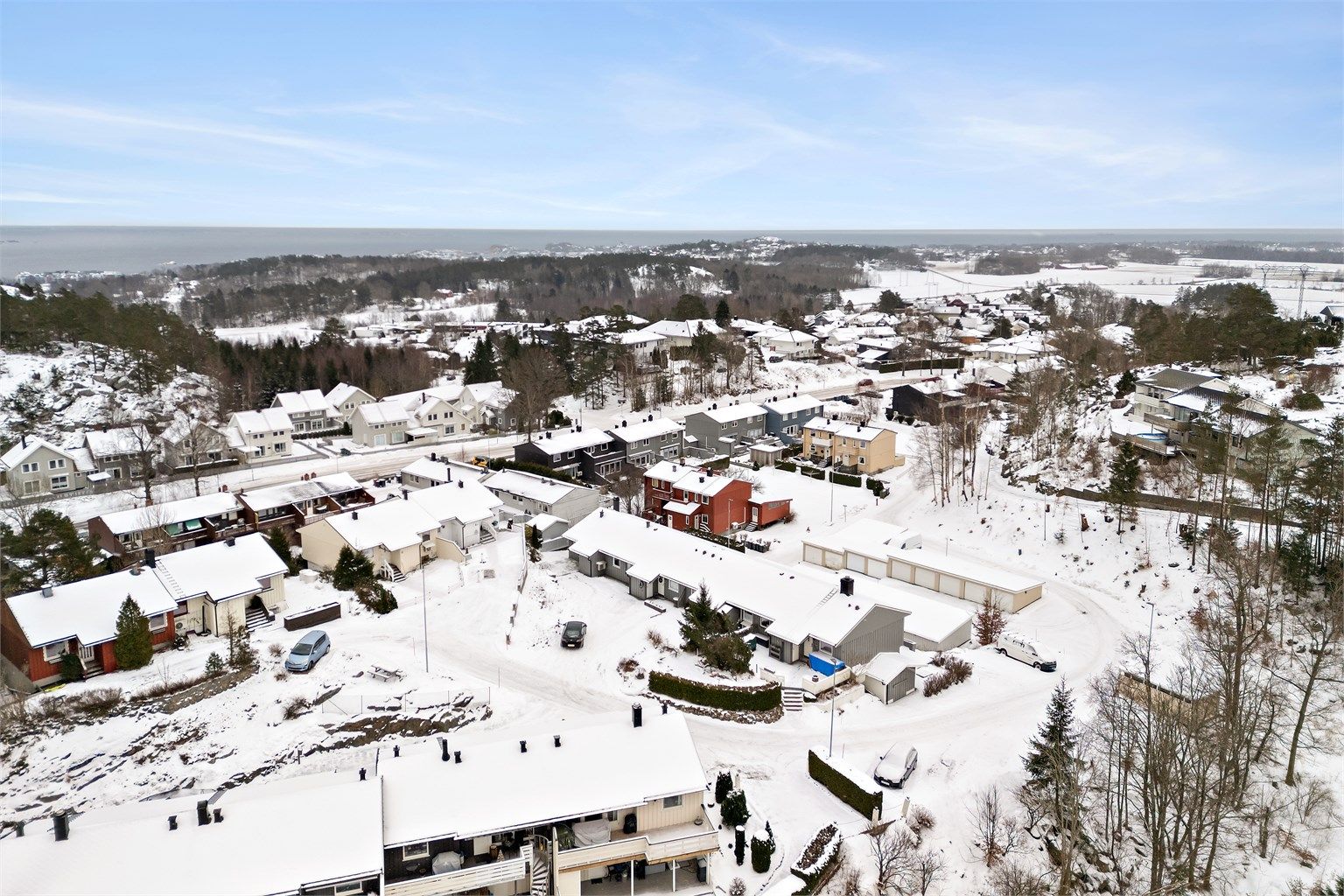 Fellesområdene i velforeningen byr på leke- og aktivitetsmuligheter for barna.