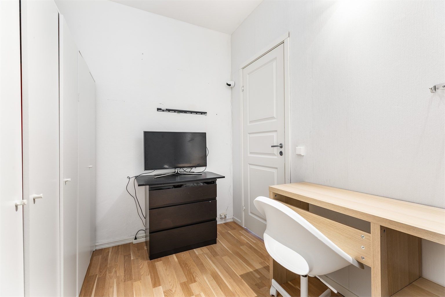 Alkoven er ikke omsøkt eller godkjent for varig opphold.