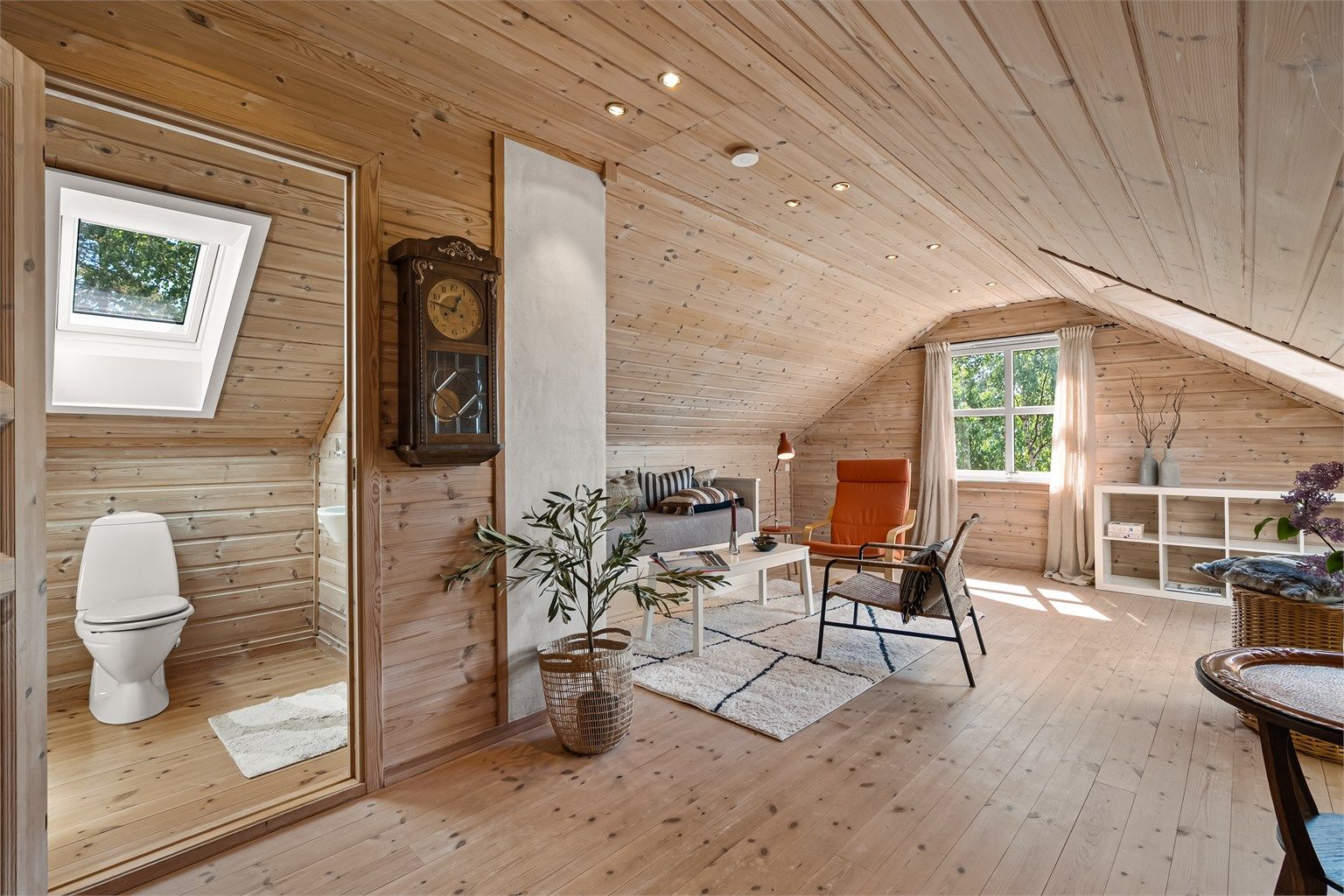 Loftstue - her kan man innrede rommet med tv-stue, kontor eller gjesterom
