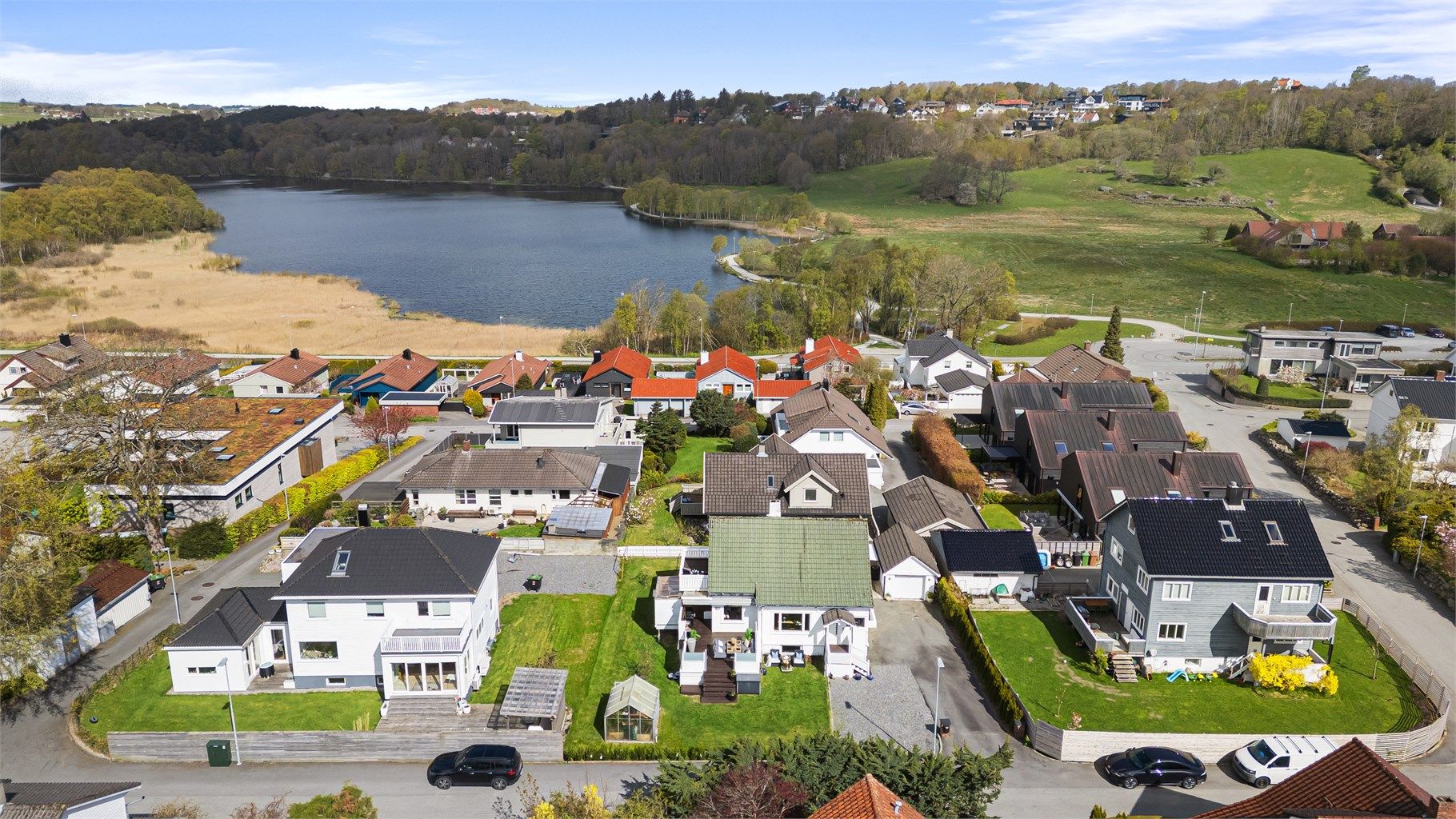 Lene Hviding v/Krogsveen eiendom har gleden av å presentere Adolph Tidemands vei 1.