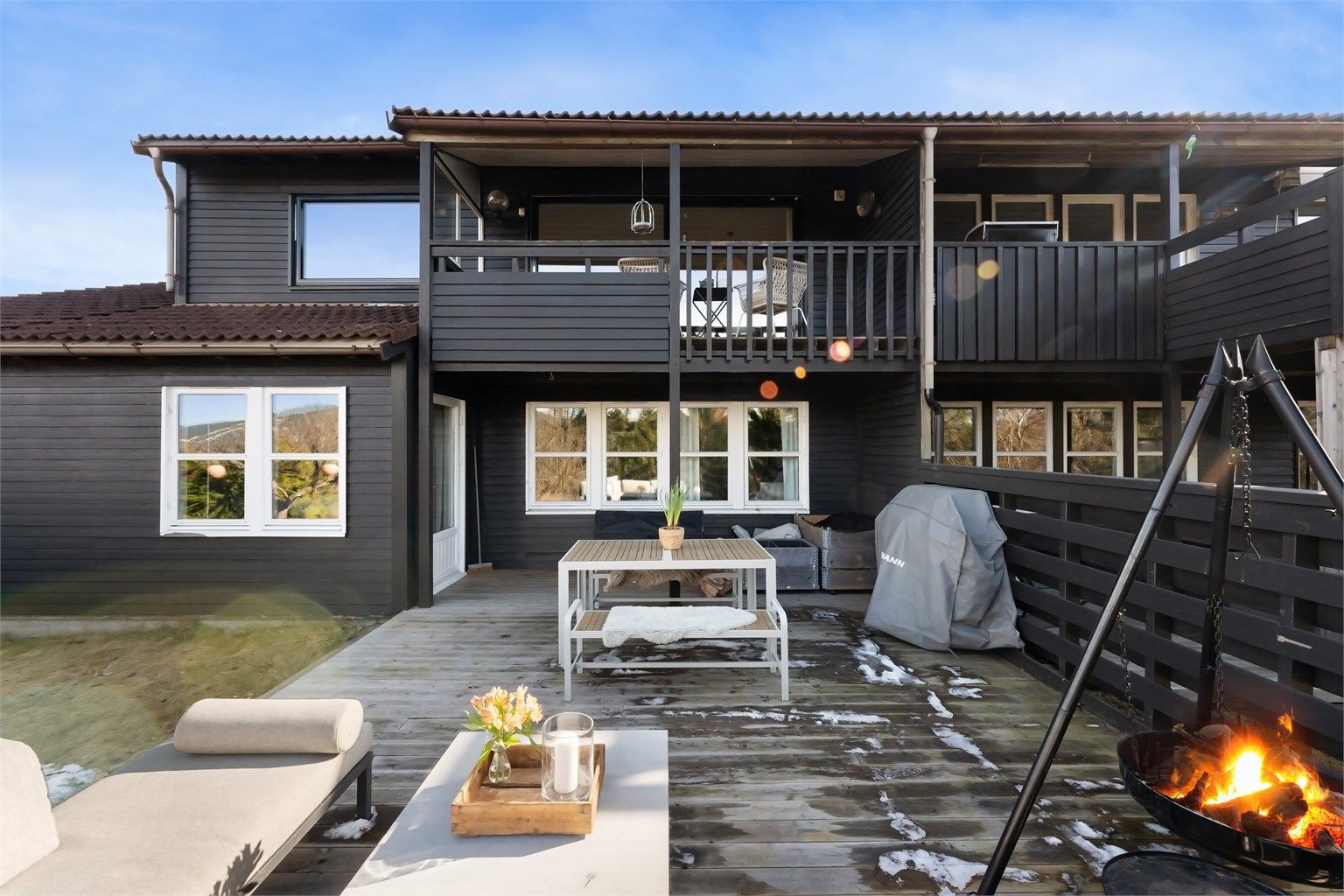 Velkommen til Toppenhaugberget 54 - En flott halvpart tomannsbolig beliggende i et rolig og attraktivt boligområde på øvre Toppenhaug på Bærums Verk