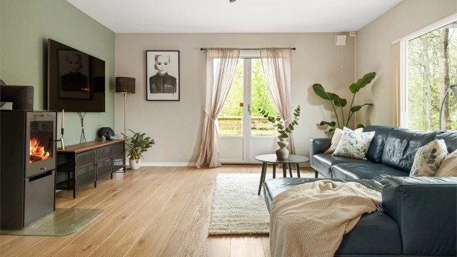 Eiendomsmegler Krogsveen v/ Marius Løkken ønsker deg velkommen til barnevennlige Nybakveien 87D!