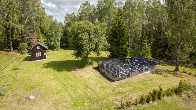 Velkommen til Fløttenlia 17 - presentert av Emir Mekic ved Eiendomsmegler Krogsveen. Foto: Christian Christensen / Christensen Fotolink