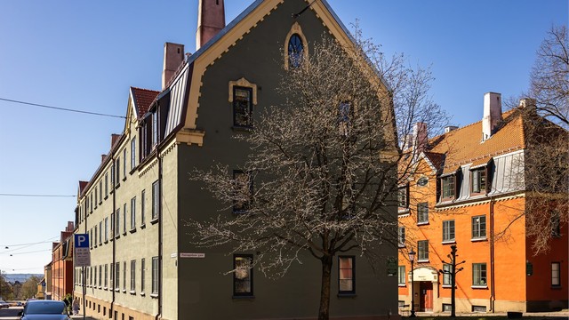 Da byggene ble tegnet, la arkitekt Rivertz stor vekt på at det skulle være plass og lys mellom bebyggelsen, som i dag er til stor glede for beboerne.