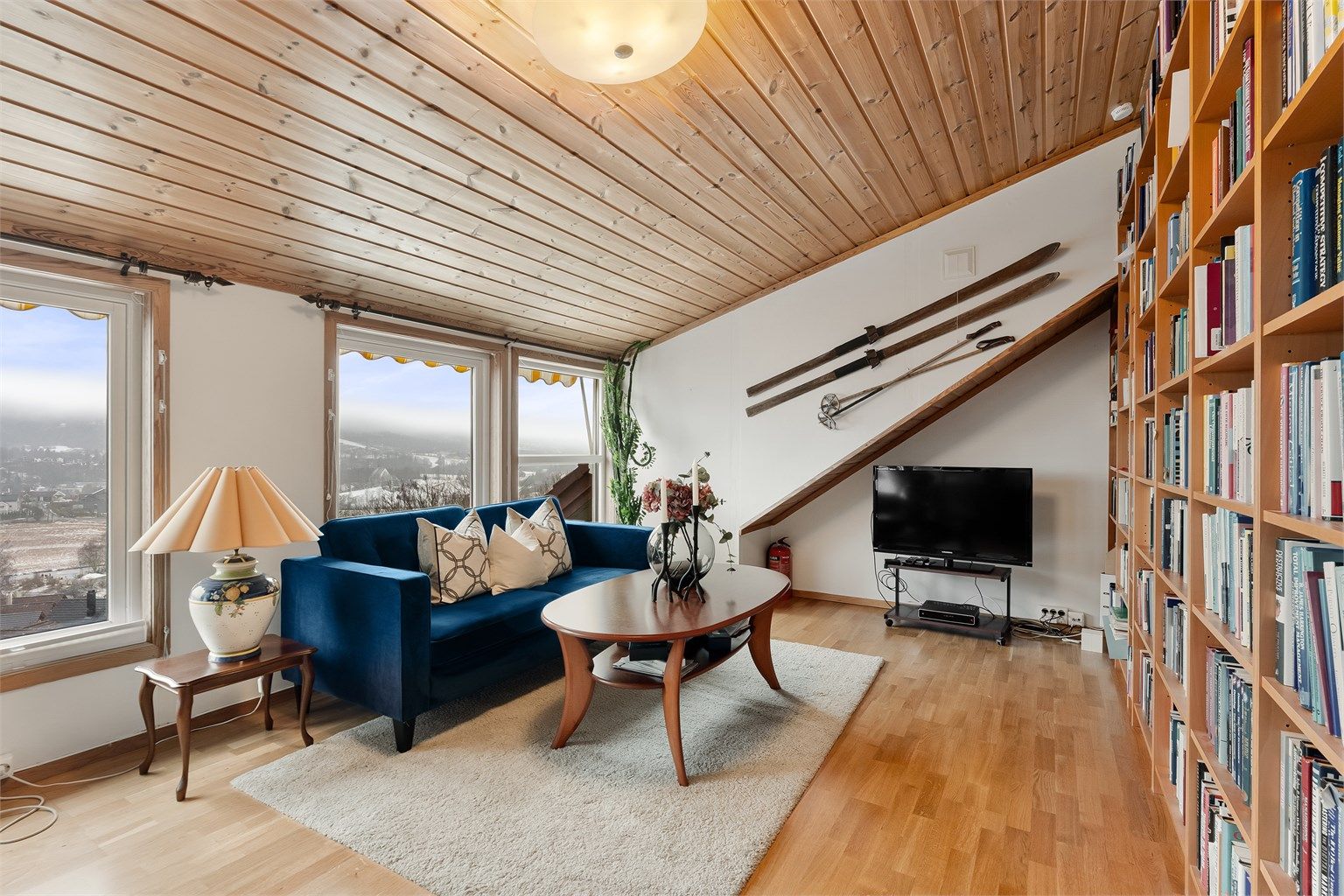 Praktisk TV-stue, ungdomsavdeling eller annet passende bruk