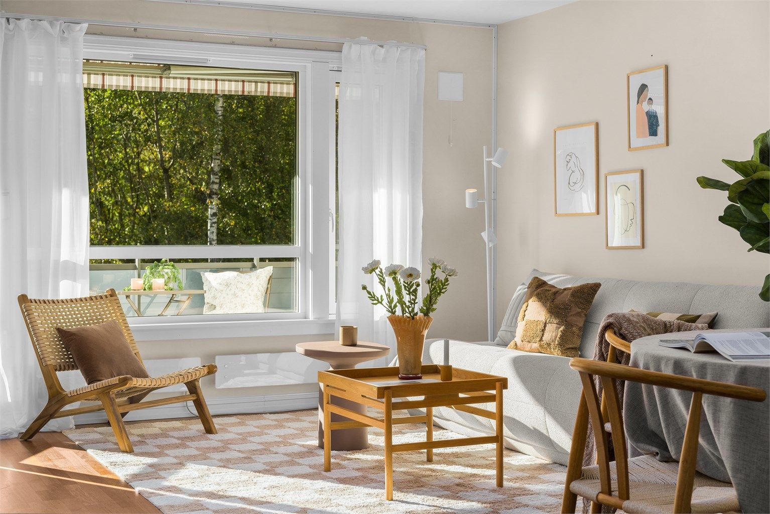 Alice U. Lundberg v/Krogsveen har gleden av å presentere: Edvard Munchs vei 67! 