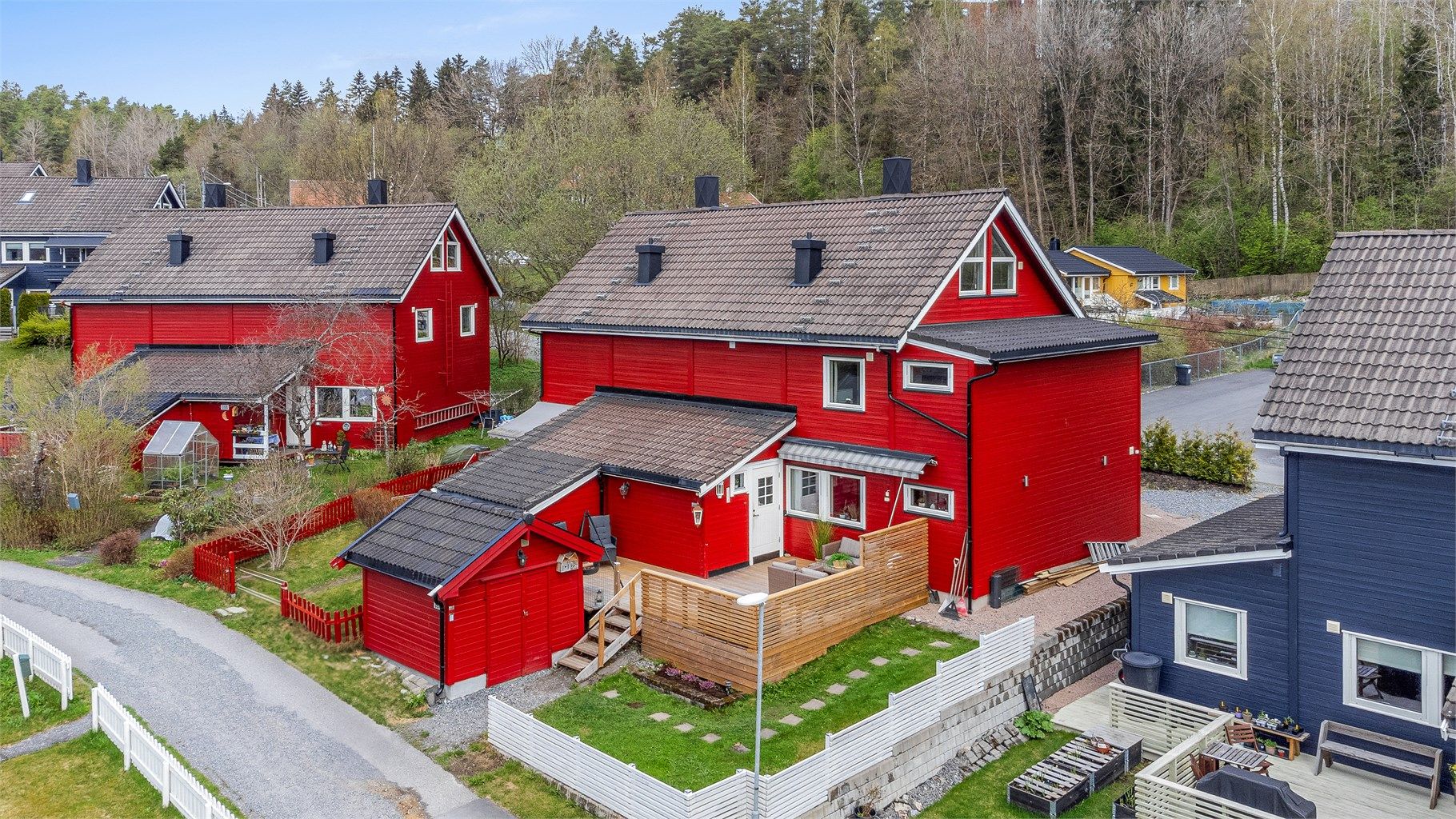 Robin Lauritzen ved Krogsveen Eiendomsmegling har gleden av å presentere Munkebekken 384! 