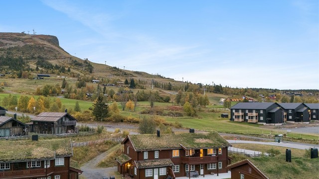 Flott beliggenhet på Skeikampen med kort vei til alpinanlegg og preparerte skiløyper.
