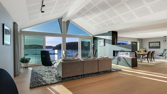 Det er også opparbeidet en lekker peis.