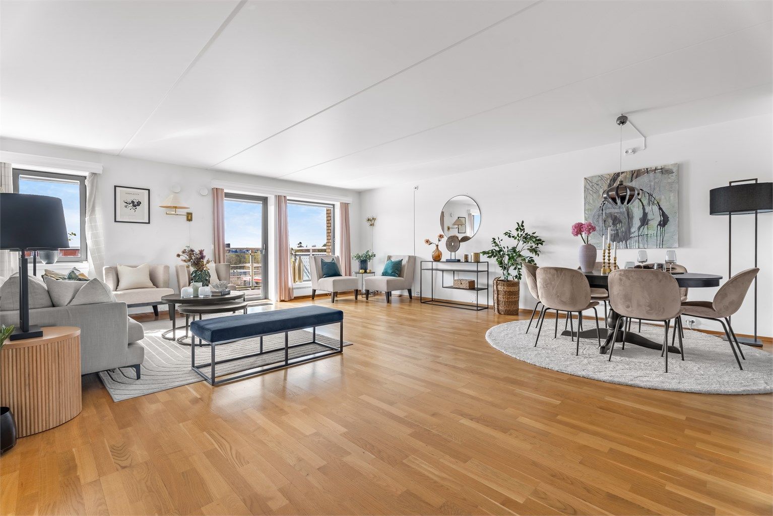 Velkommen til Bølerskrenten 4B -En sjelden anledning til å kjøpe stor 4-roms med heis og solrik balkong.