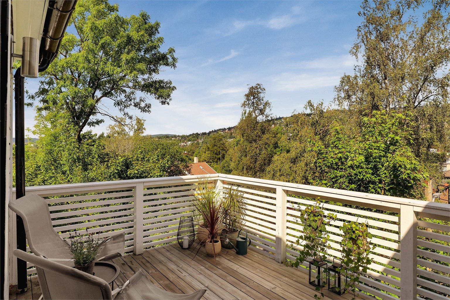 Velkommen til Frognerseterveien 30D. Presentert av Marius Iversen v. Eiendomsmegler Krogsveen