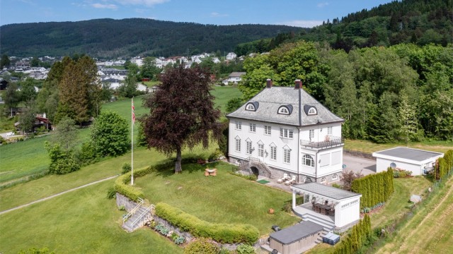 Velkommen til Myrstadvegen 13 på Skodje, presentert av Eiendomsmegler/Partner Marit Stuen Aursnes