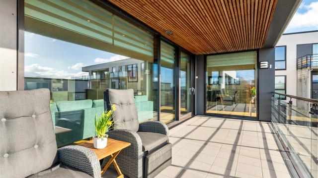 Overbygd terrasse mot syd på 16 kvm