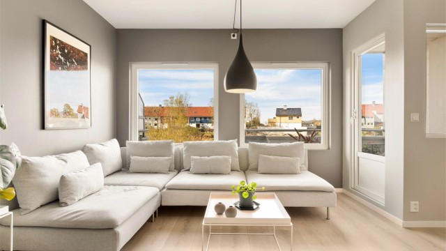 Leiligheten fremstår svært moderne og det har blitt gjennomført flere oppgraderinger fra 2019 til 2026. Foto: Stian Inderhaug