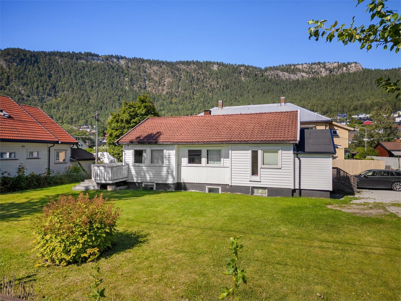 Innholdsrik og pen enebolig med 2 etasjer. Foto: Ole Thorgeir Solheim Thoresen