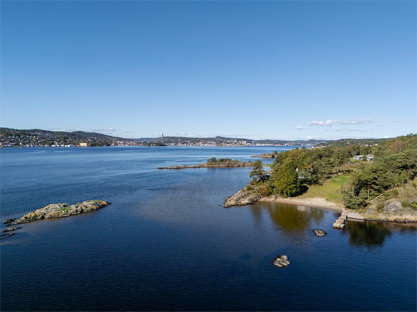Den sentrale beliggenheten gir enkel tilgang til hele Langesundsfjorden.