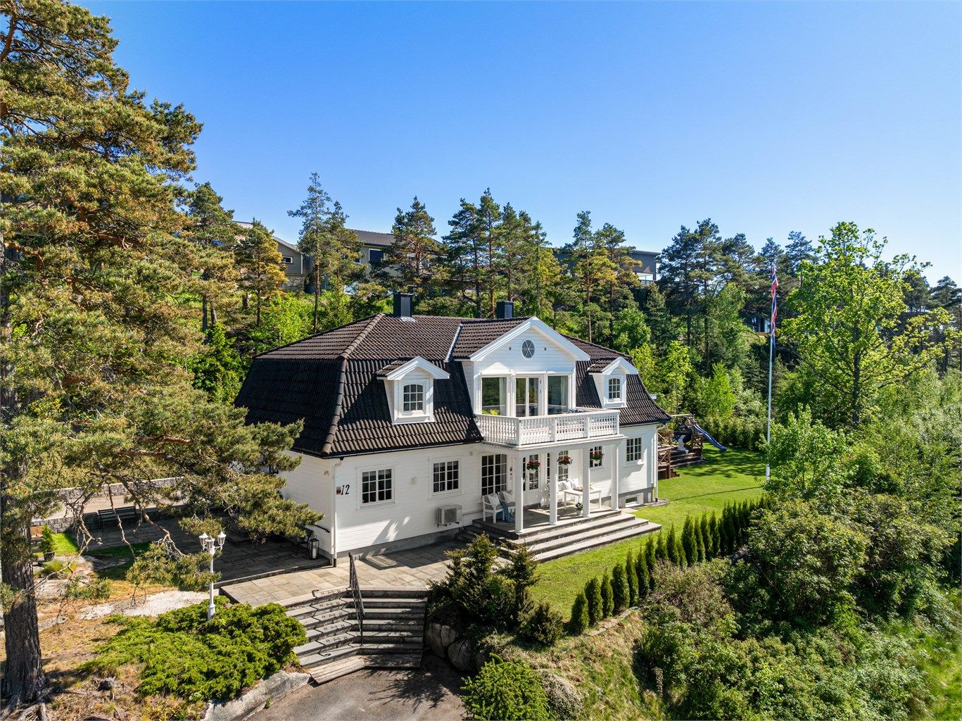 Langgårdsveien 12 presenteres av Kenneth Graarud Olsen i Krogsveen. 