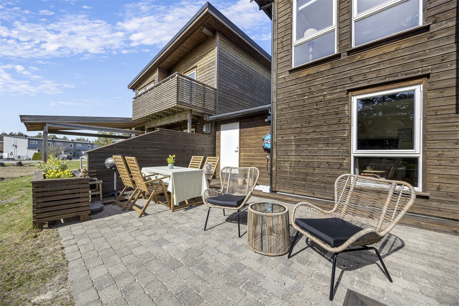 Her er det god plass til flere sittegrupper for sosiale sammenkomster.