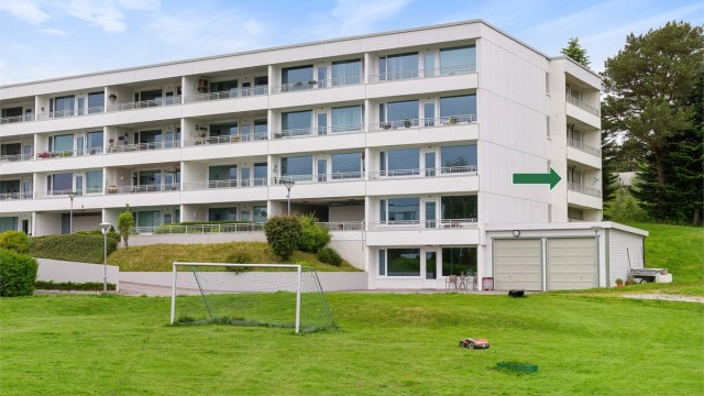 Krogsveen Sunnmøre v/Eiendomsmegler Christian Nogva Aarseth har gleden av å presentere Fredsbergvegen 27