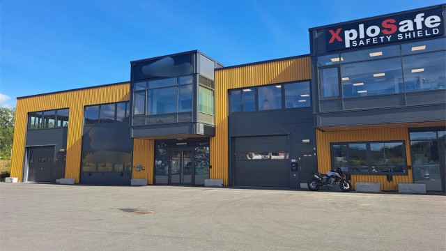 Økrisletta 15. et svært innbydende lagerbygg tett på E-16