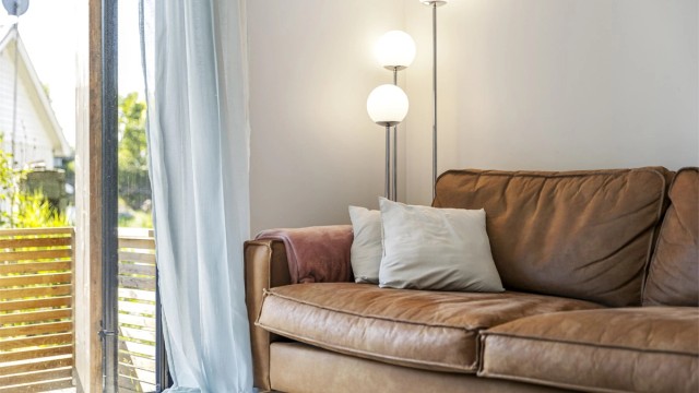 Vinduene har 3-lags glass som sikrer god isolasjon og komfort.