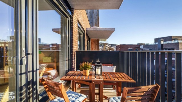 Velkommen til Frysjaveien 38E, en praktisk 2-roms toppleilighet i populære Frysjaparken! Foto: Hanne Bruland/FotoHanne