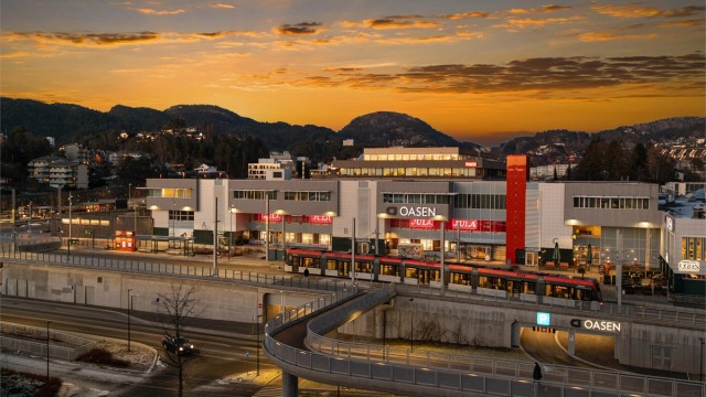 - Gangavstand til Oasen hvor du finner bybanen m.m. -