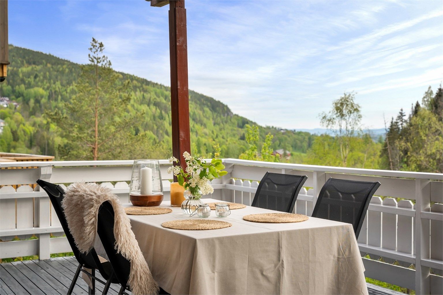 Utsiktsbilde fra terrassen i underetasjen