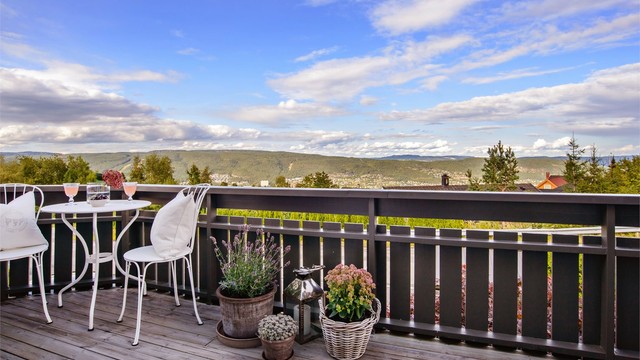 Sol fra soloppgang (hele året) iflg. selger.