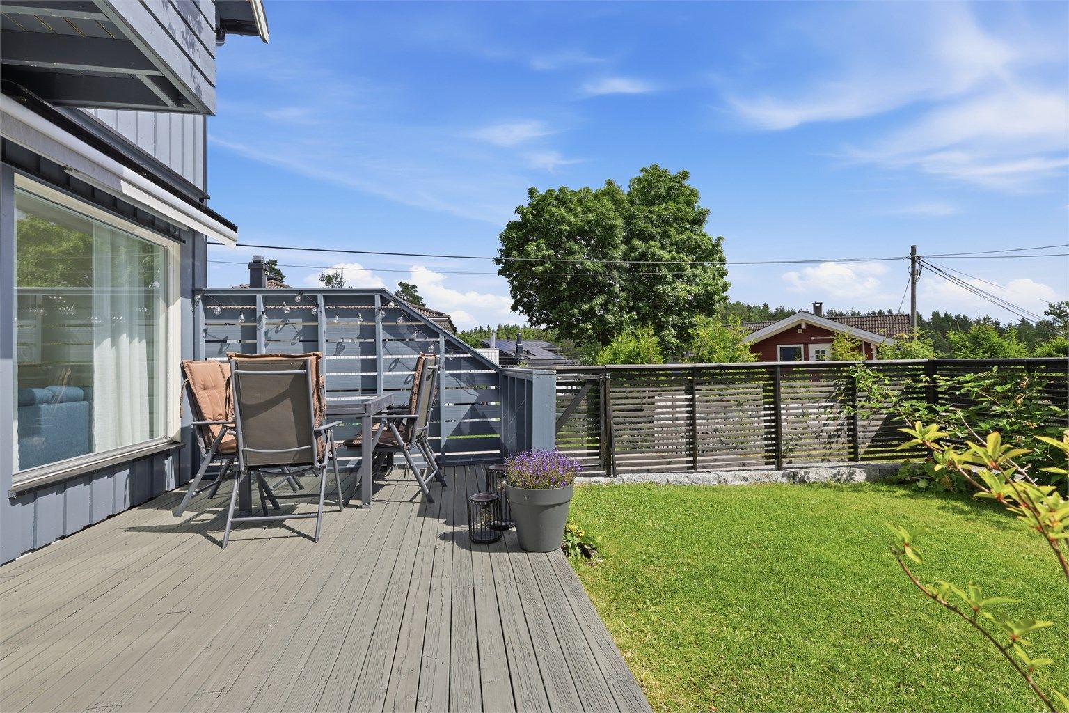 Terrasse og hage
