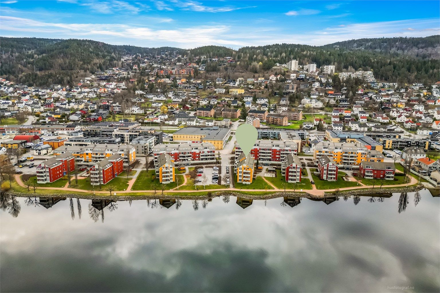 En attraktiv beliggenhet i Drammen, med nærhet til både byliv og natur.