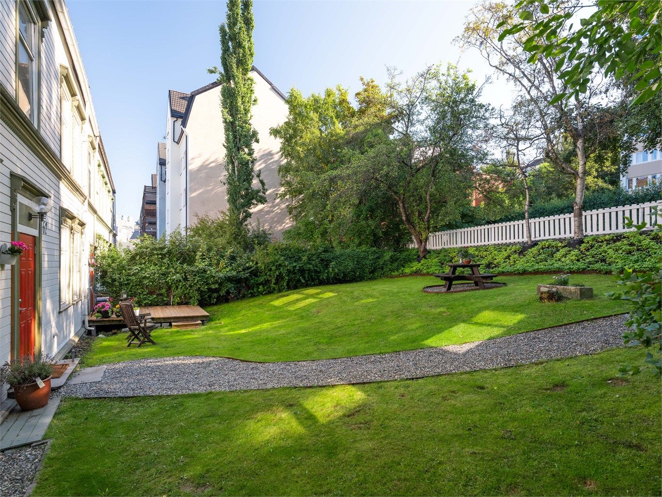 Sjelden pen hage i et noe tilbaketrukket strøk på Møllenberg. 