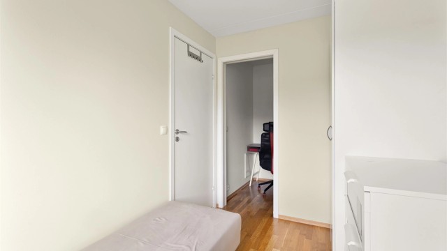 Adgang til innvendig bod fra soverom to.