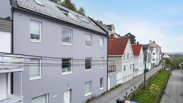 Bygården består av totalt 7 leiligheter, med kun én leilighet i toppetasjen