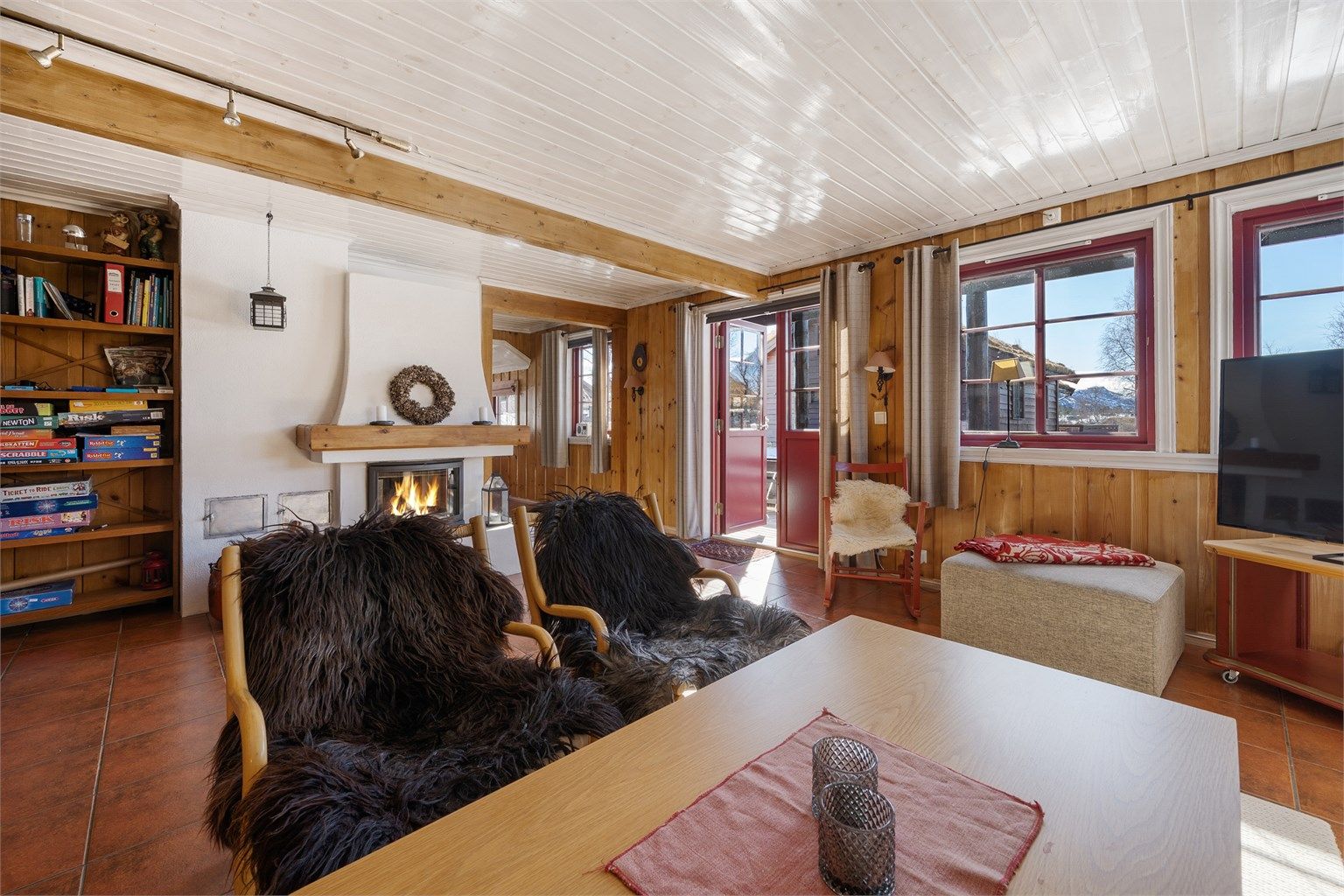 - Velkommen til Nystøylvegen 57 - 