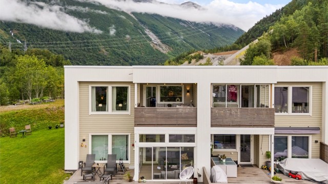 Velkommen til Skulebrauta 38B - presentert av Krogsveen v/eiendomsmegler Krogsveen