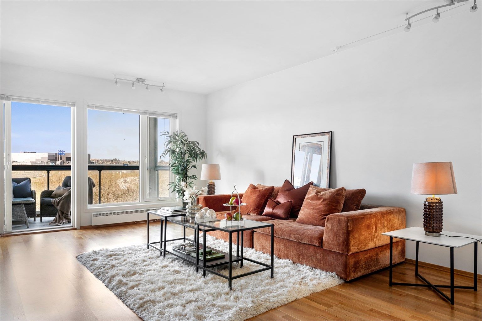 Velkommen til Hovemarka 76