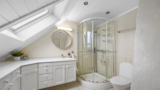 Bad tilknyttet soverom.