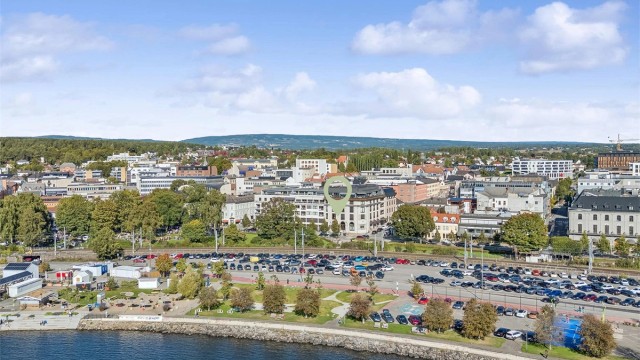 Oversiktsbilde med Mjøsfronten i forkant