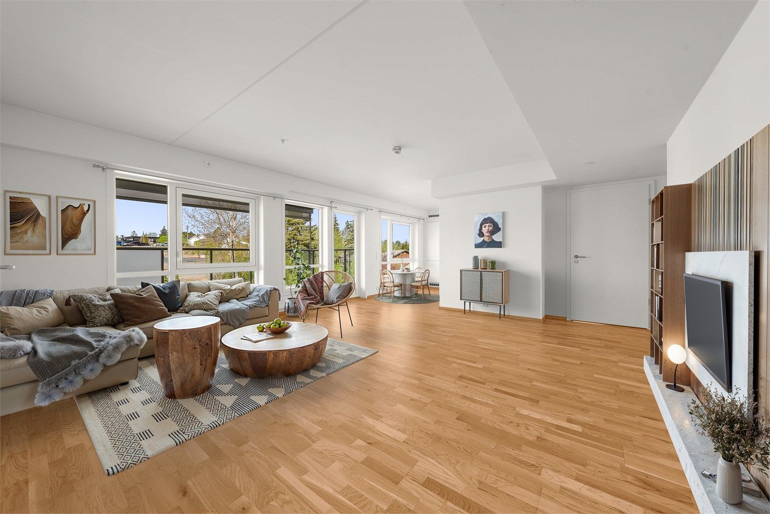 Krogsveen v/ Emilio de Paoli Dunne | Rådhusvegen 7A (digital stylet).