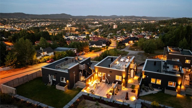 Eiendomsmegler Krogsveen v/Marianne Høimyhr presentere Bakkane 69C! Foto: Christian Thorsbye - Diakrit