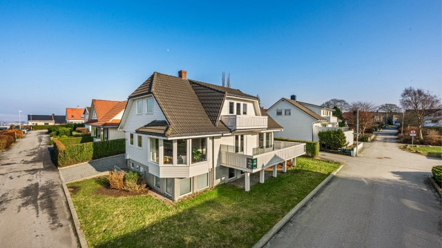 Velkommen til Einerholen 16