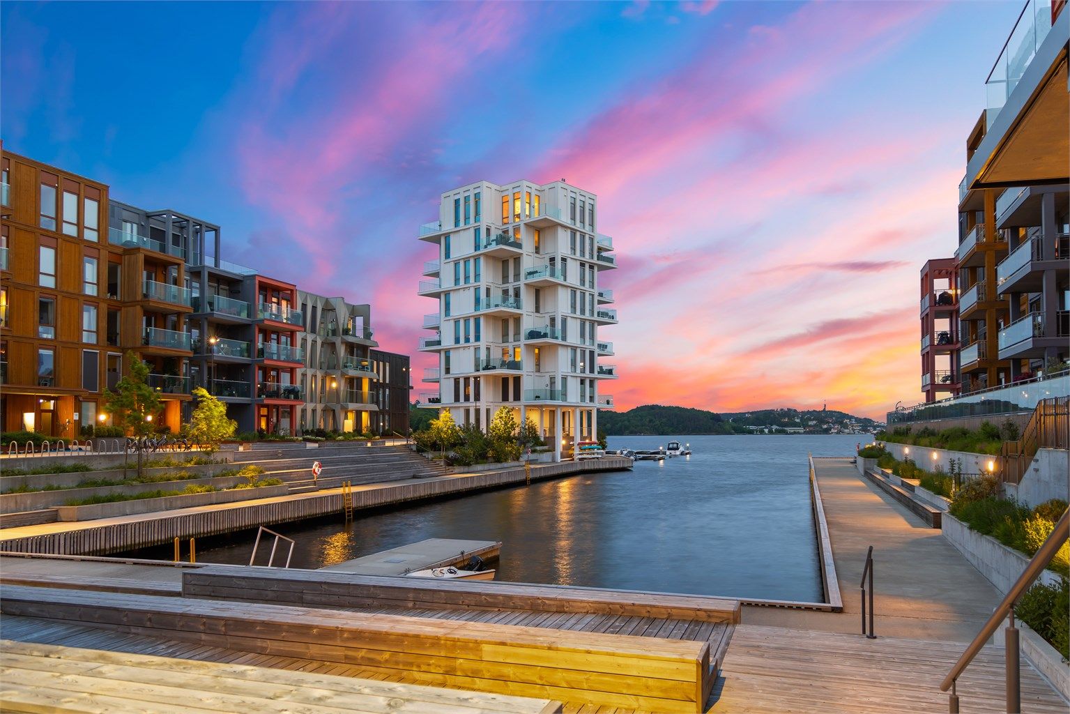 Moderne arkitektur preger den nye bydelen på Vindholmen.